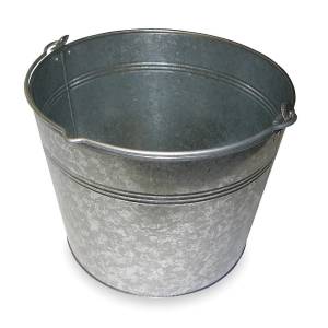 five gallon bucket for egg washing